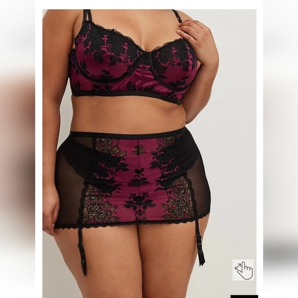 torrid Other - Torrid 4 Lace Garter Skirt New Black Two Tone 26 Boudoir Sexy Plus Size Lingerie